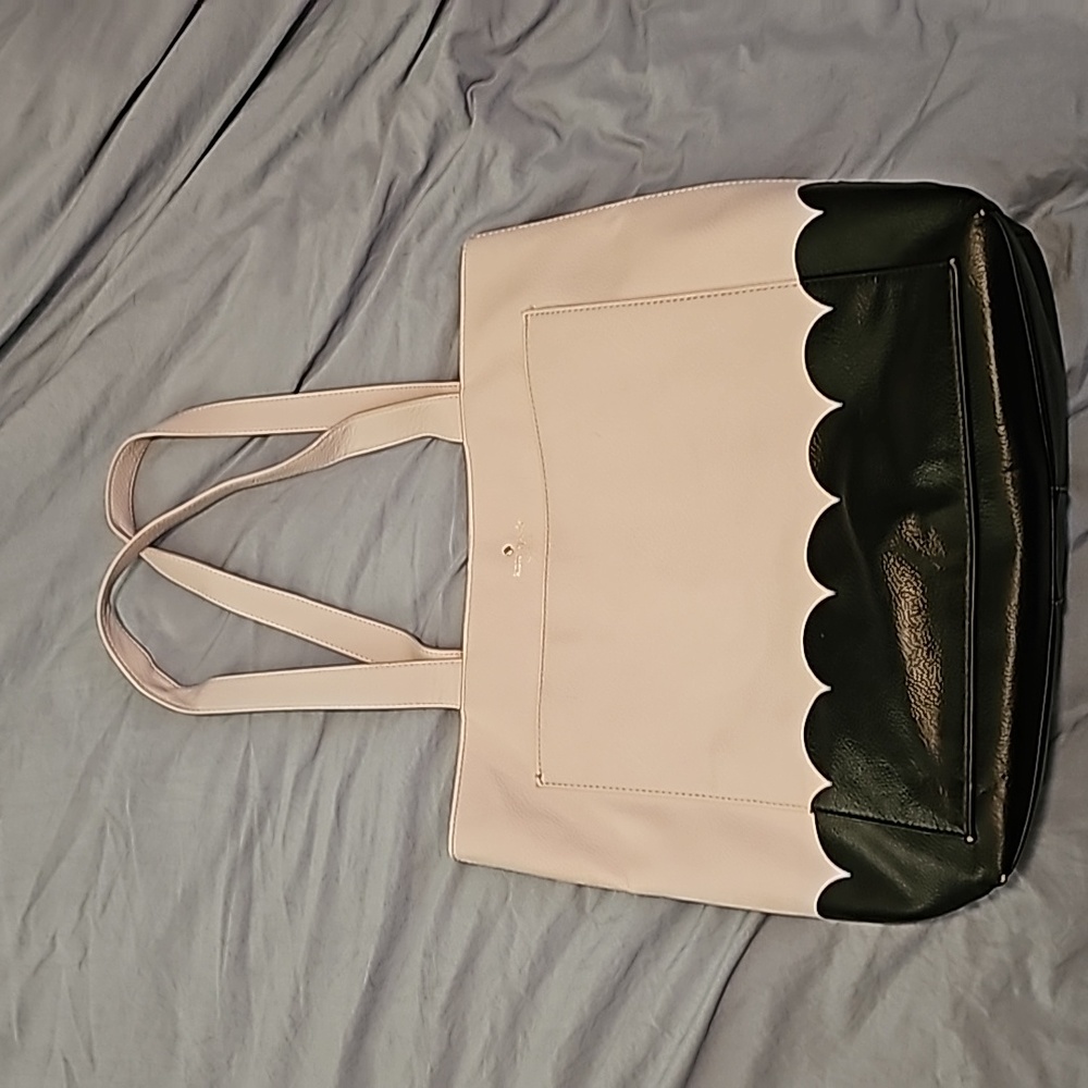 Kate Spade Lita Street Scallop